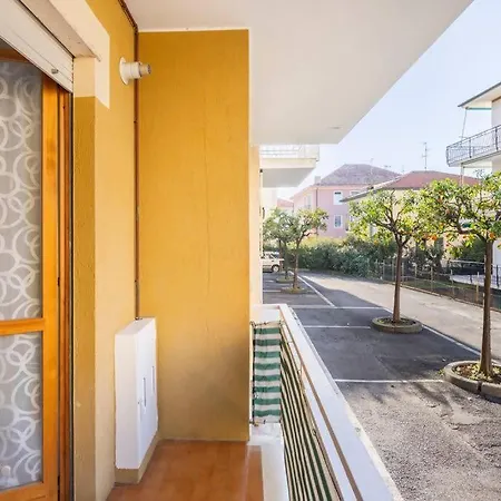 Casa Ristrutturata Parking Condominiale Diano Marina