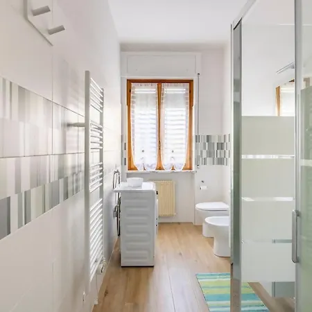 Apartment Casa Ristrutturata Parking Condominiale Diano Marina